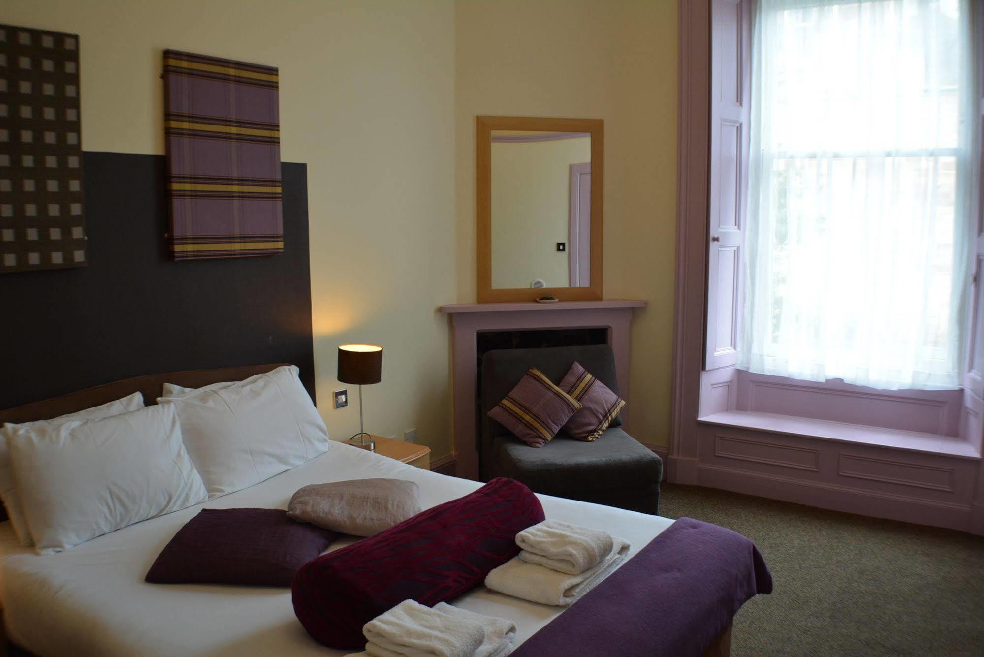 Mw Townhouse Hotell EDI Eksteriør bilde