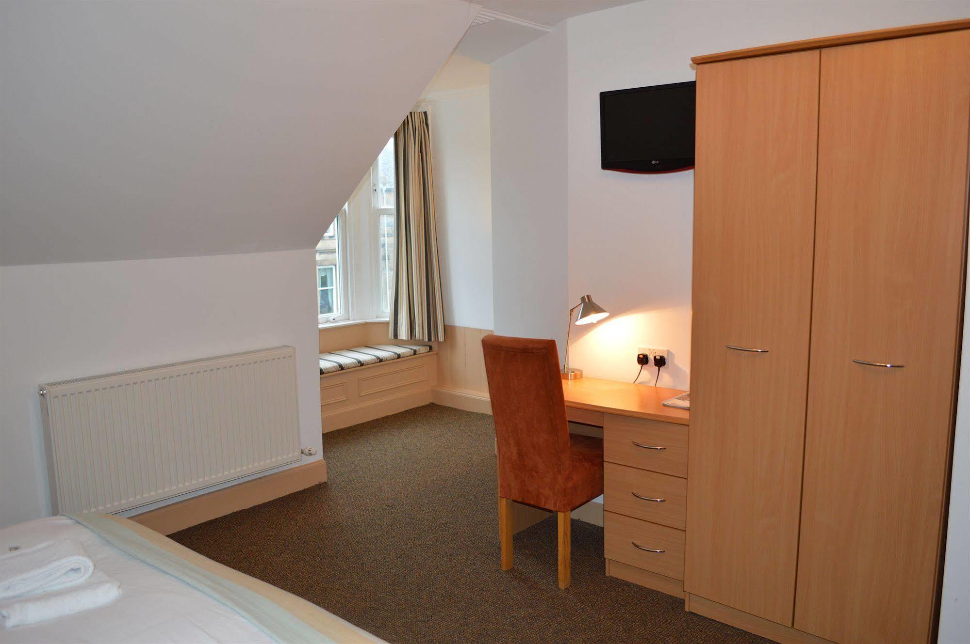 Mw Townhouse Hotell EDI Eksteriør bilde