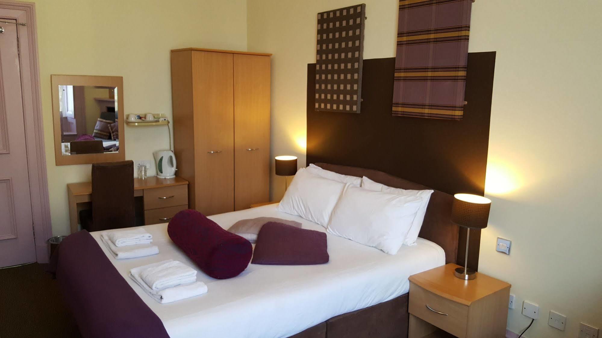Mw Townhouse Hotell EDI Eksteriør bilde